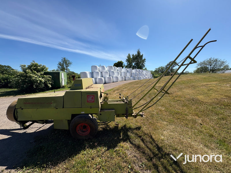 Småbalspress Claas Markant 40