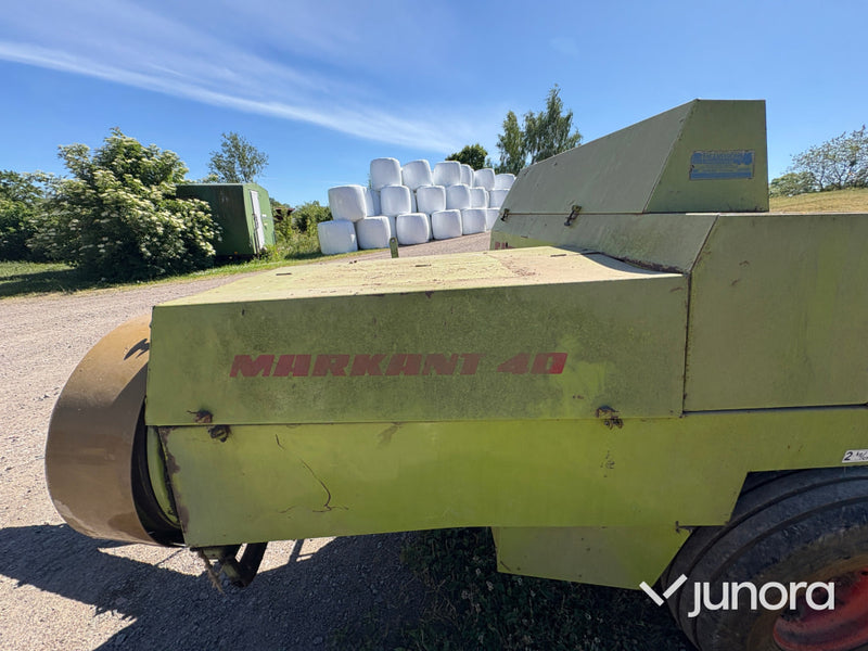 Småbalspress Claas Markant 40