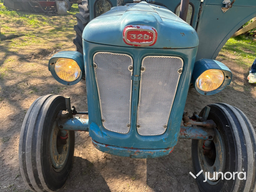 Traktor - Bolinder-Munktell, Volvo 320