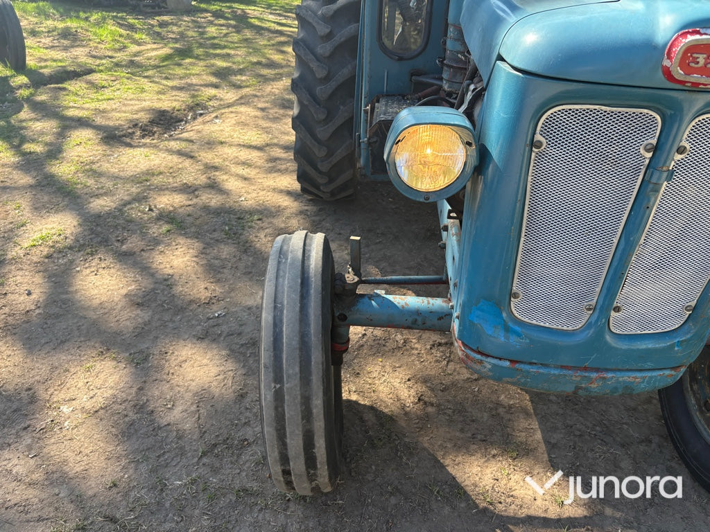 Traktor - Bolinder-Munktell, Volvo 320