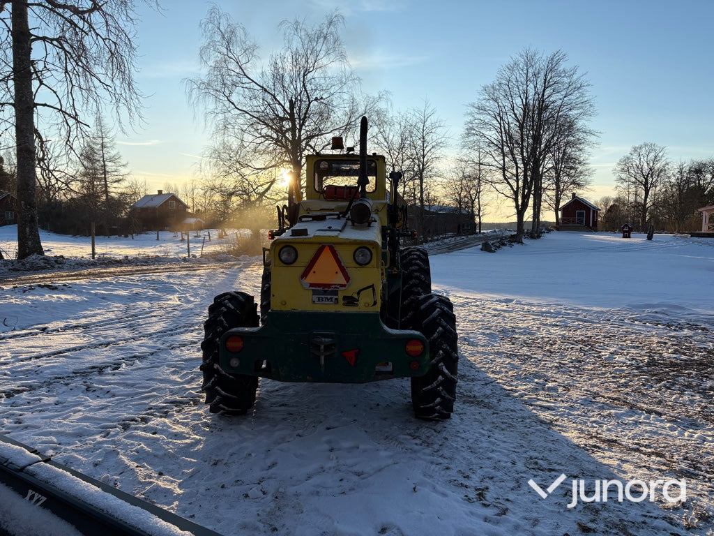 Baklastare - Volvo BM-LM641