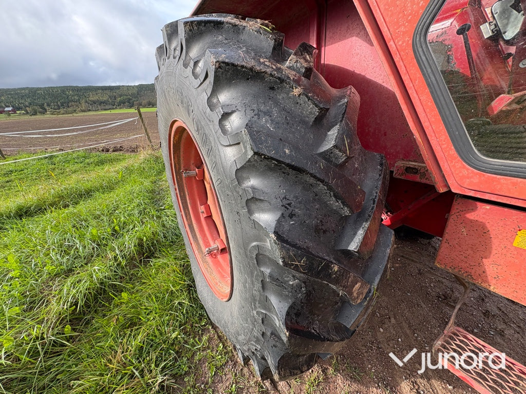 Traktor Volvo BM 650