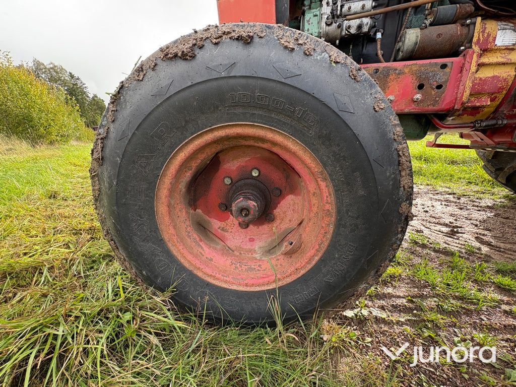 Traktor Volvo BM 650