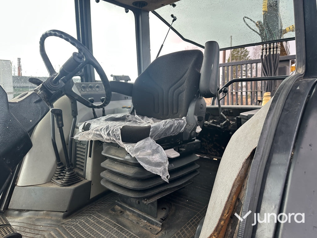 Traktor - Valmet 6300
