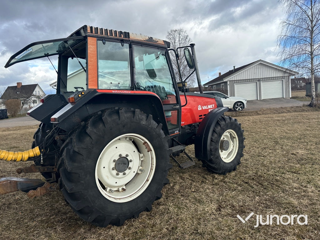 Traktor - Valmet 6300