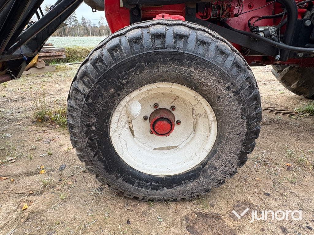 Traktor - Case IH 674 TA