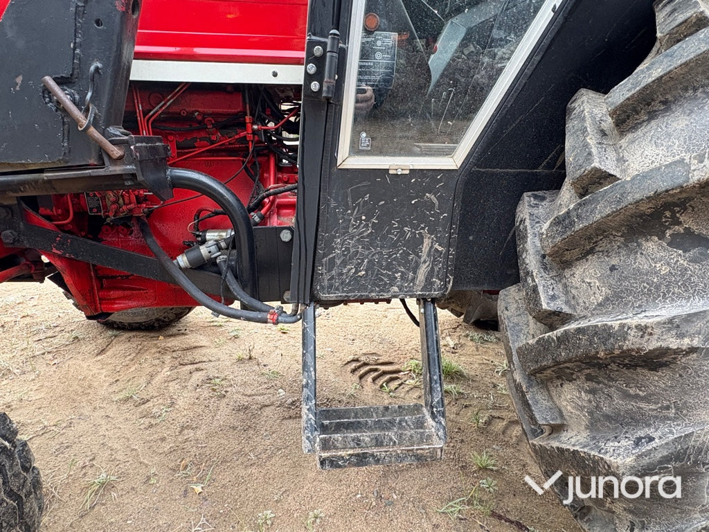 Traktor - Case IH 674 TA
