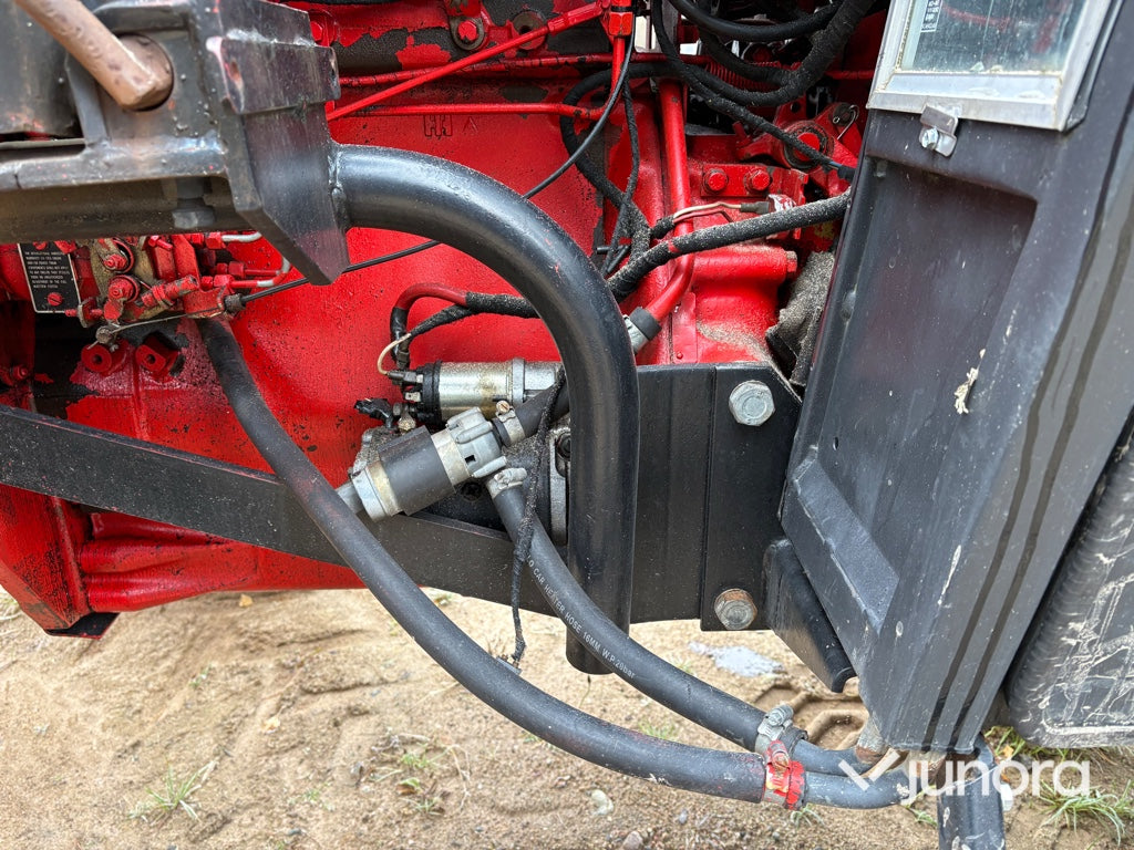 Traktor - Case IH 674 TA