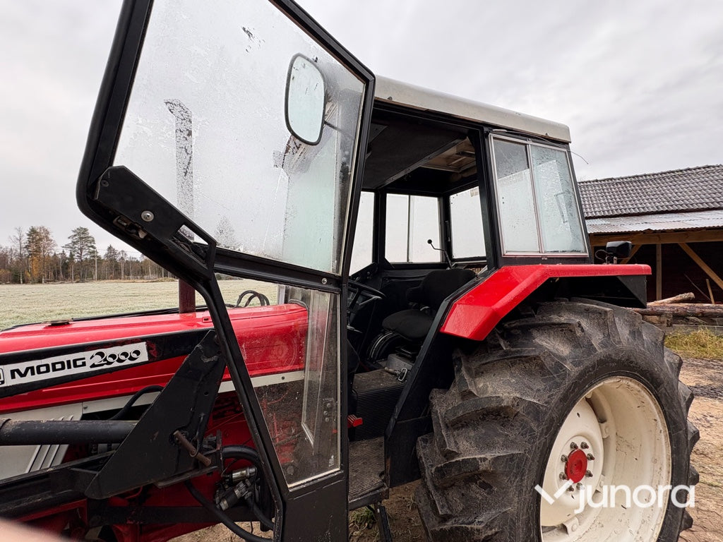 Traktor - Case IH 674 TA