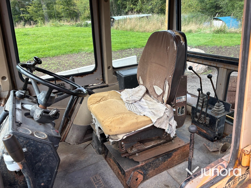 Traktorgrävare Massey Ferguson 50HX