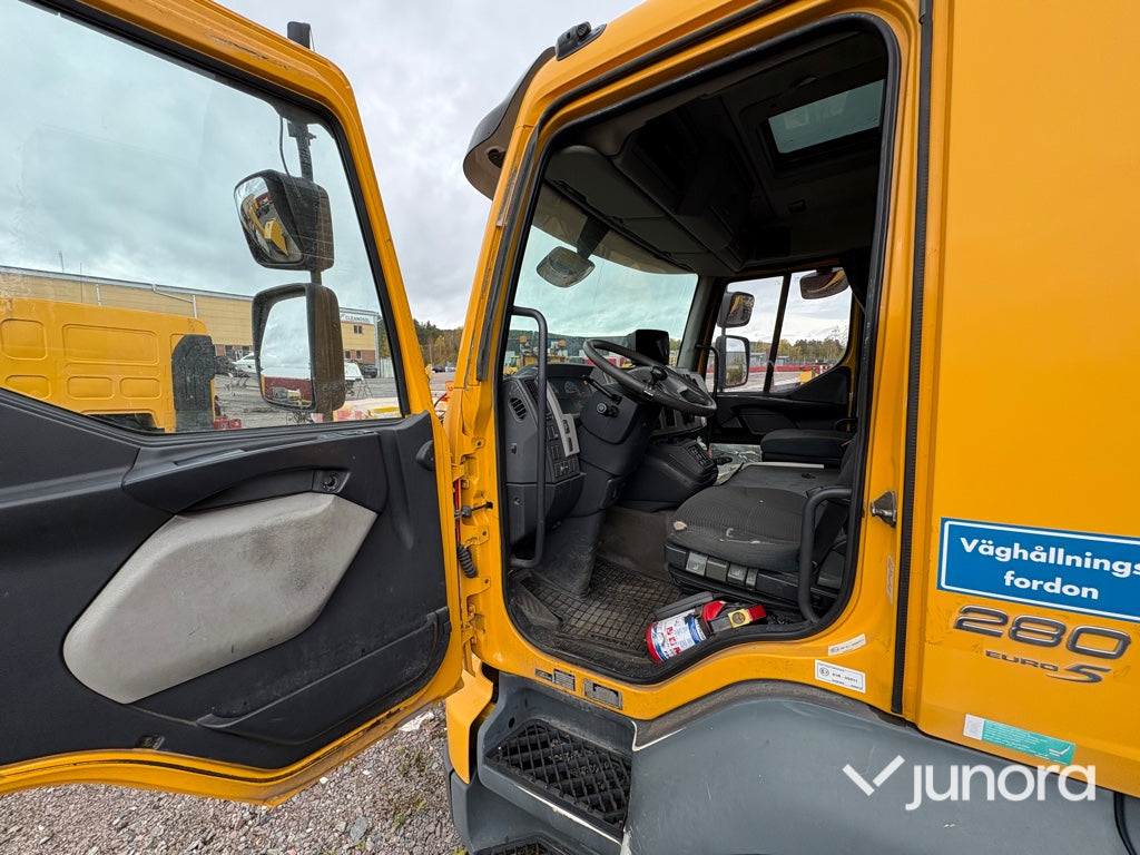 Lastbil - Volvo FLL 240-280 HP 42R