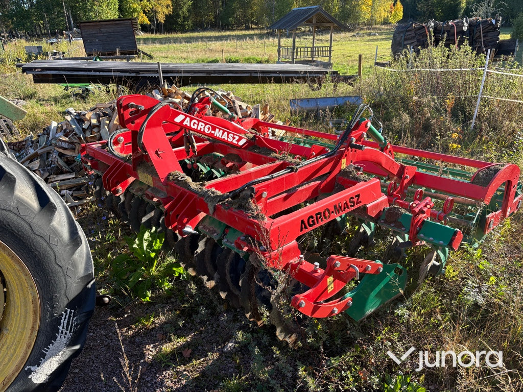 Tallrikskultivator Agro-Masz BT30