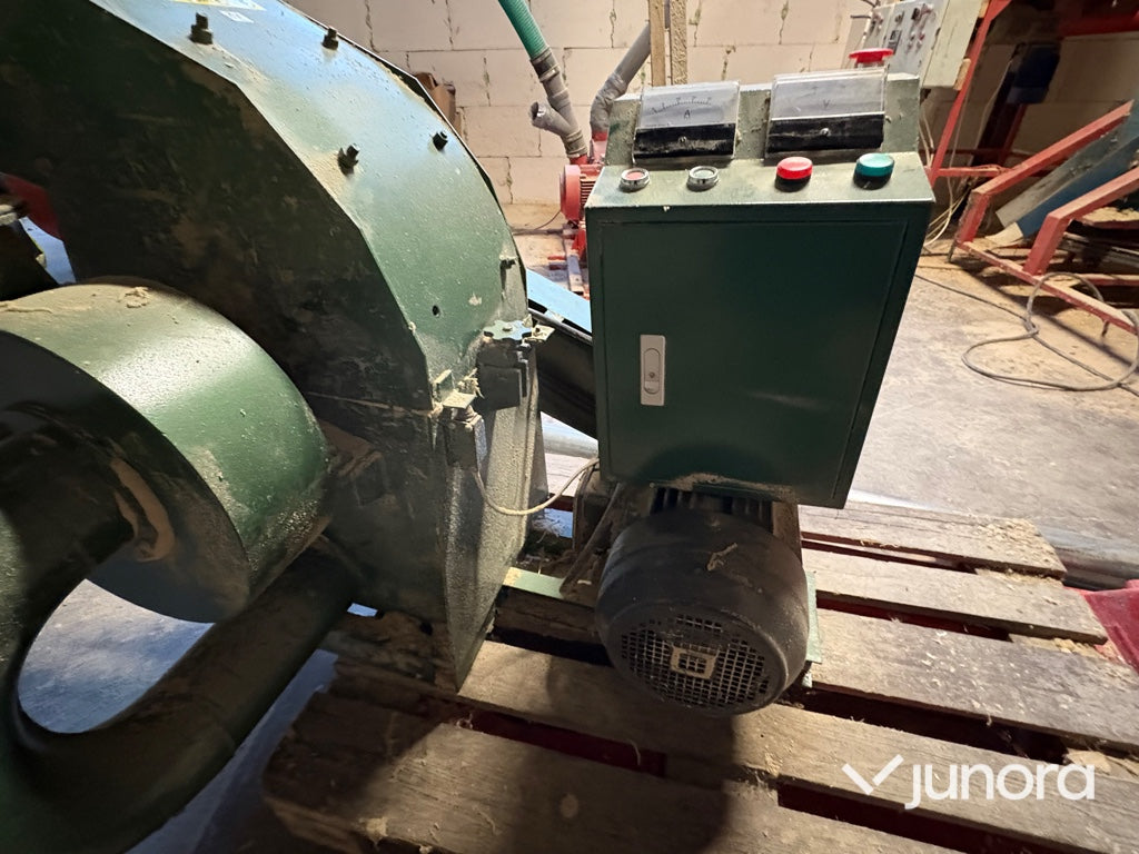 Flismaskin - Hammer Mill, CF420B
