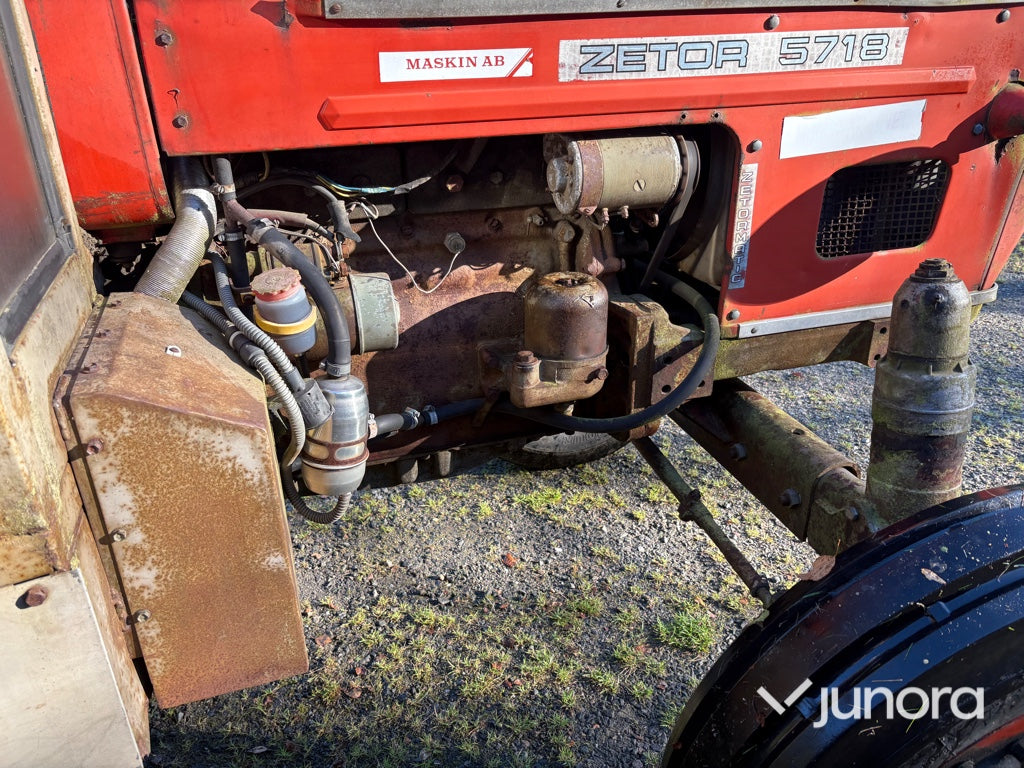 Zetor 5718