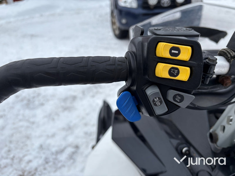 Snöskoter - SKI-DOO Summit 800 E-Tec