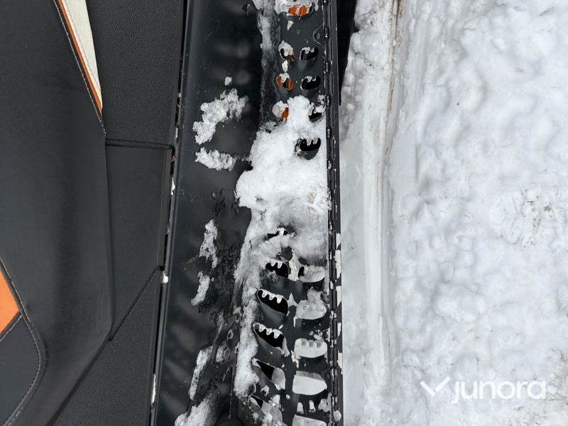 Snöskoter - SKI-DOO Summit 800 E-Tec