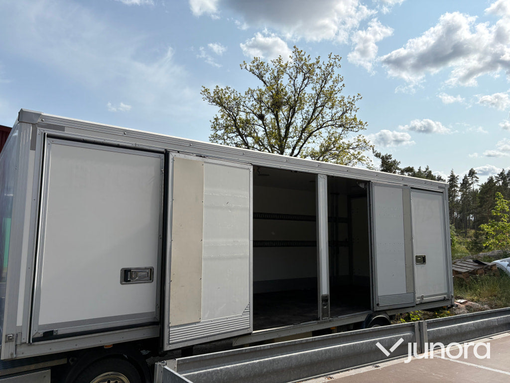 Iveco Daily lastbil inkl. trailer