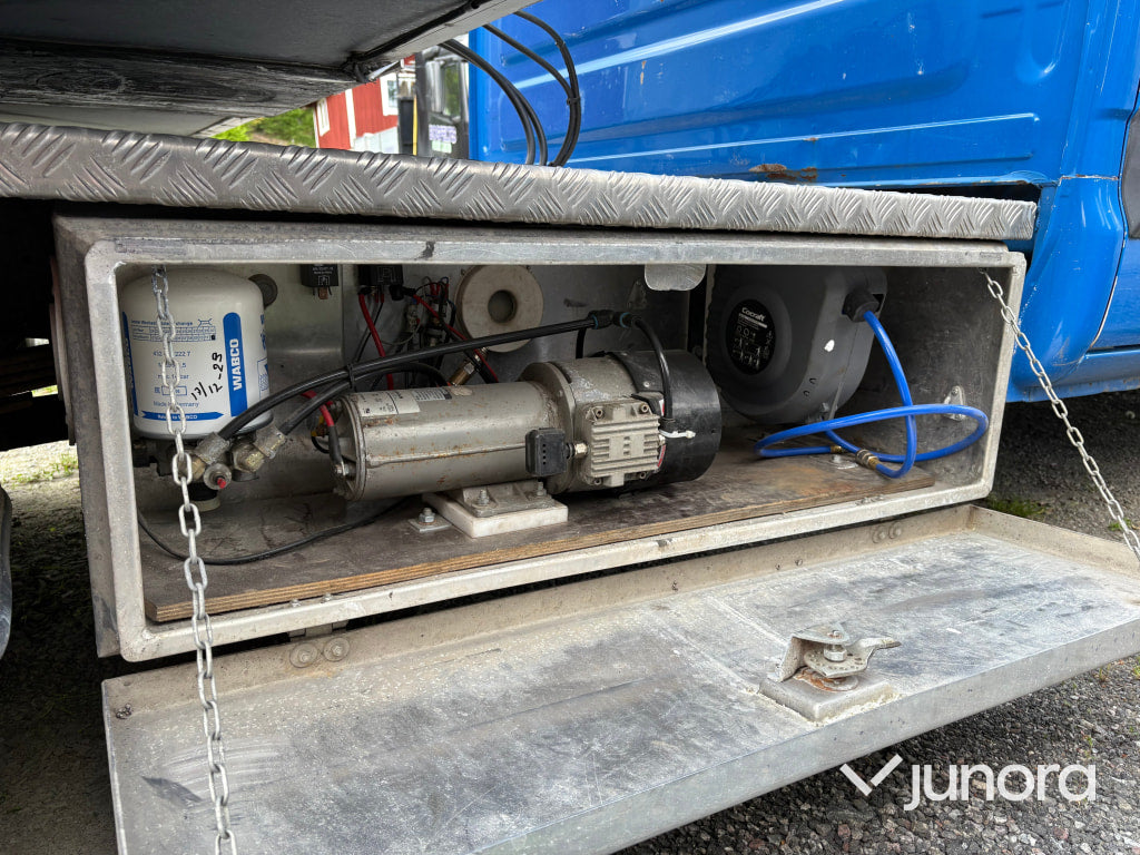 Iveco Daily lastbil inkl. trailer