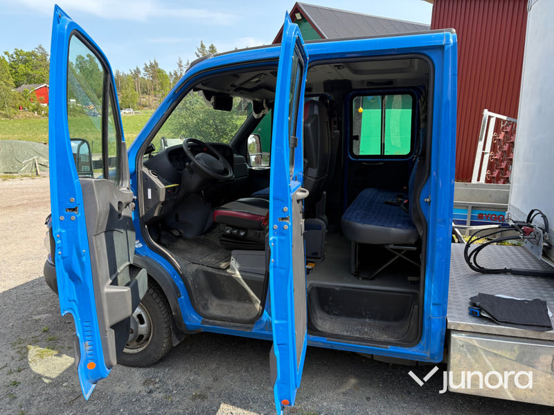 Iveco Daily lastbil inkl. trailer