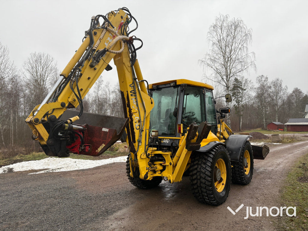 Traktorgrävare - New Holland LB115