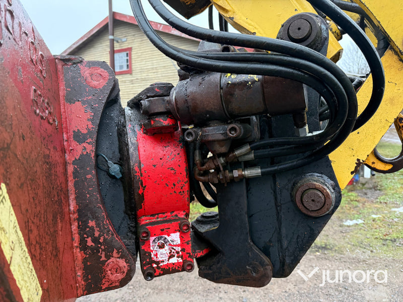 Traktorgrävare - New Holland LB115