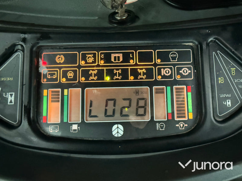 Traktorgrävare - New Holland LB115