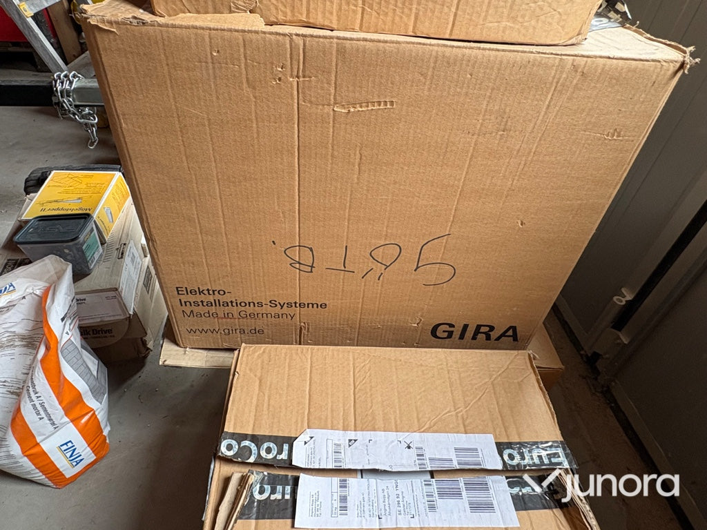 Kopplingsdosor, Dimmers, Tryckknappar - Gira, System 55, Parti