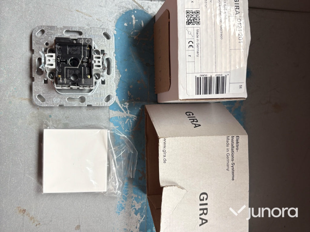 Kopplingsdosor, Dimmers, Tryckknappar - Gira, System 55, Parti