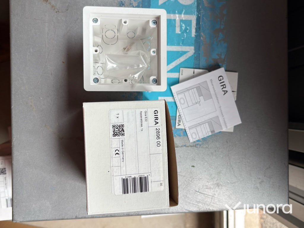 Kopplingsdosor, Dimmers, Tryckknappar - Gira, System 55, Parti