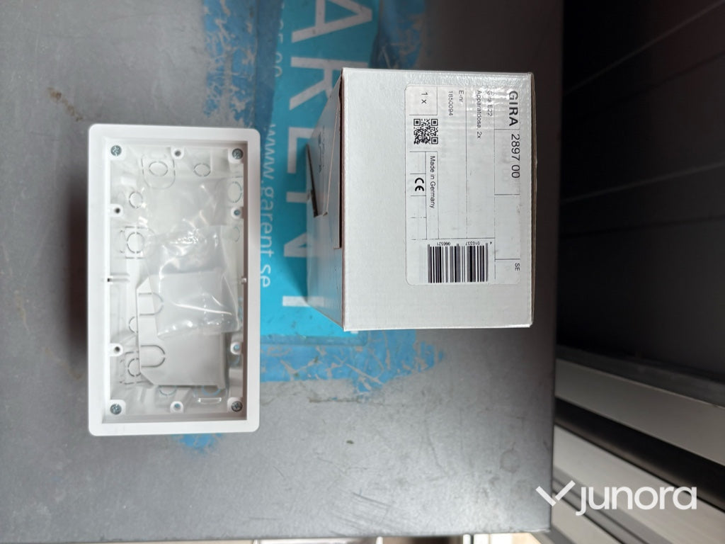 Kopplingsdosor, Dimmers, Tryckknappar - Gira, System 55, Parti