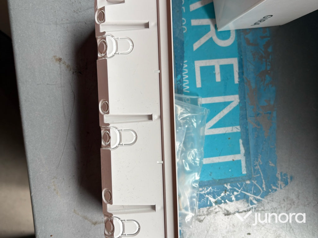 Kopplingsdosor, Dimmers, Tryckknappar - Gira, System 55, Parti