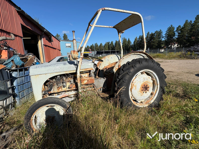Massey Ferguson TEA 20B