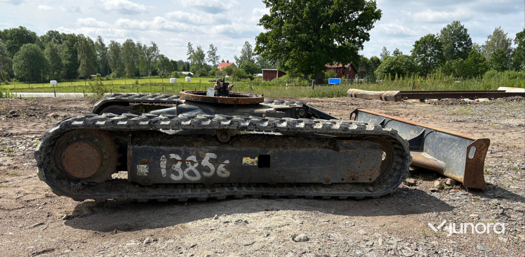 Komatsu underrede till bandvagn