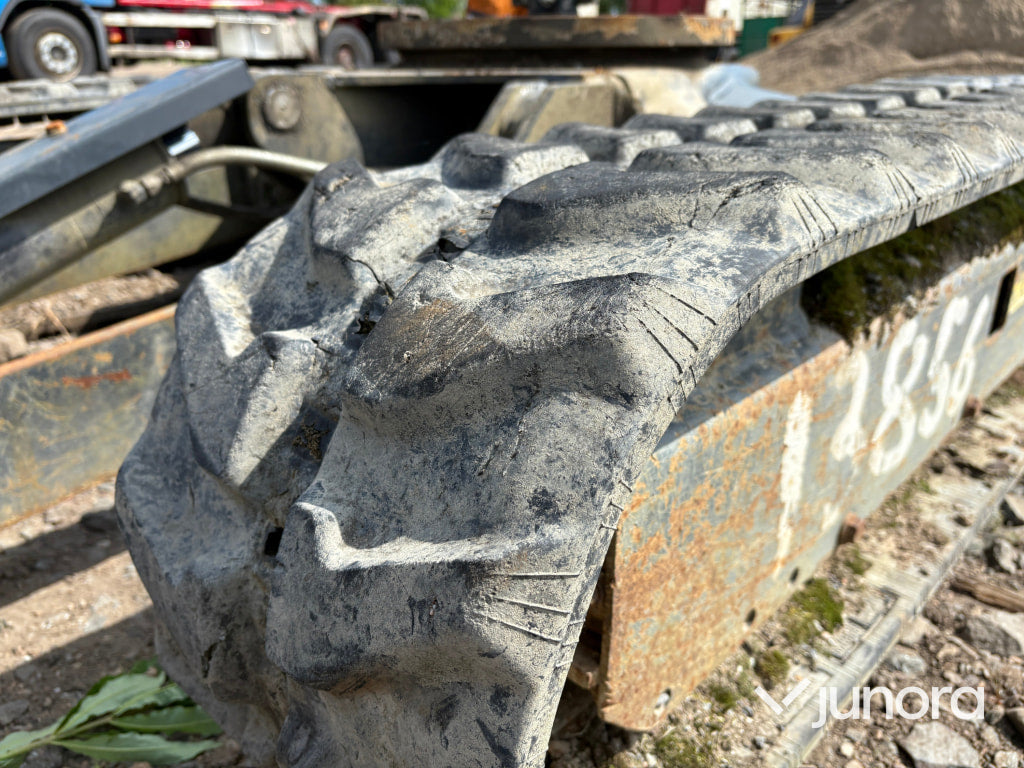 Komatsu underrede till bandvagn