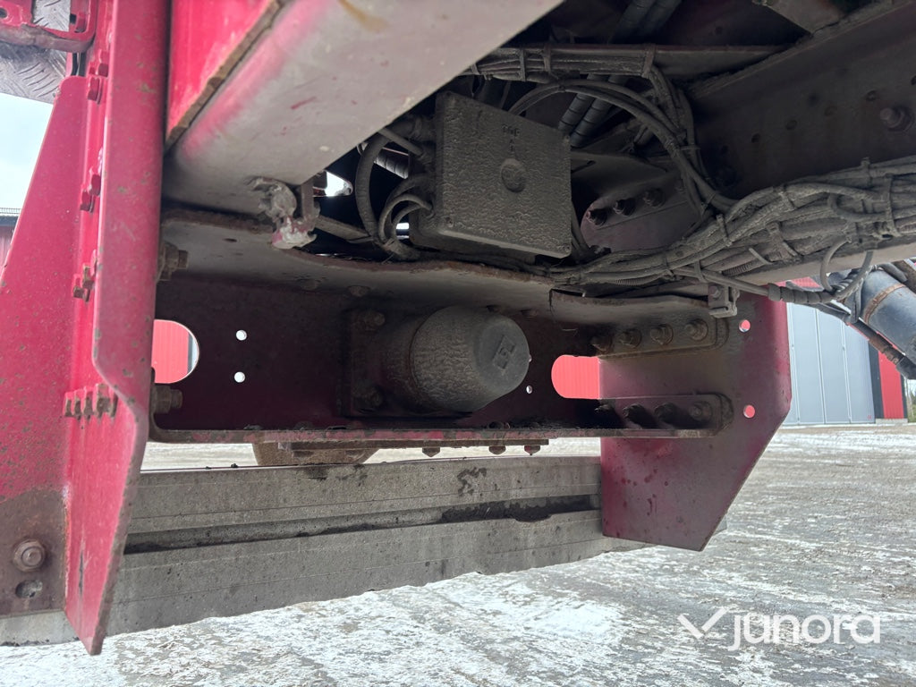 Timmerbil - Scania R650B6X4NB med kran