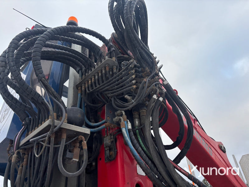 Timmerbil - Scania R650B6X4NB med kran