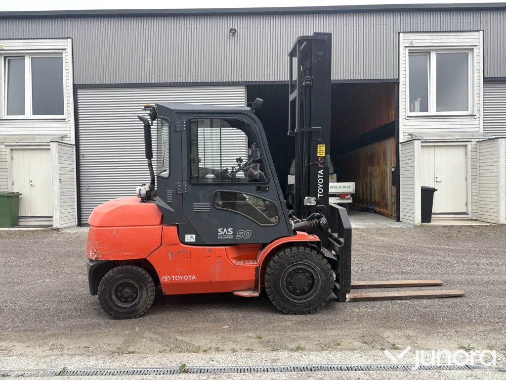 Motviktstruck - Toyota, Tonero 42-7FDA50