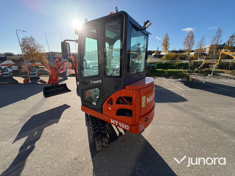 Minigrävare - Nante NT-18D, 1.8 ton, med hytt