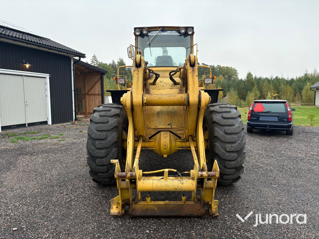 Hjullastare Volvo BM LM 1240 med redskap