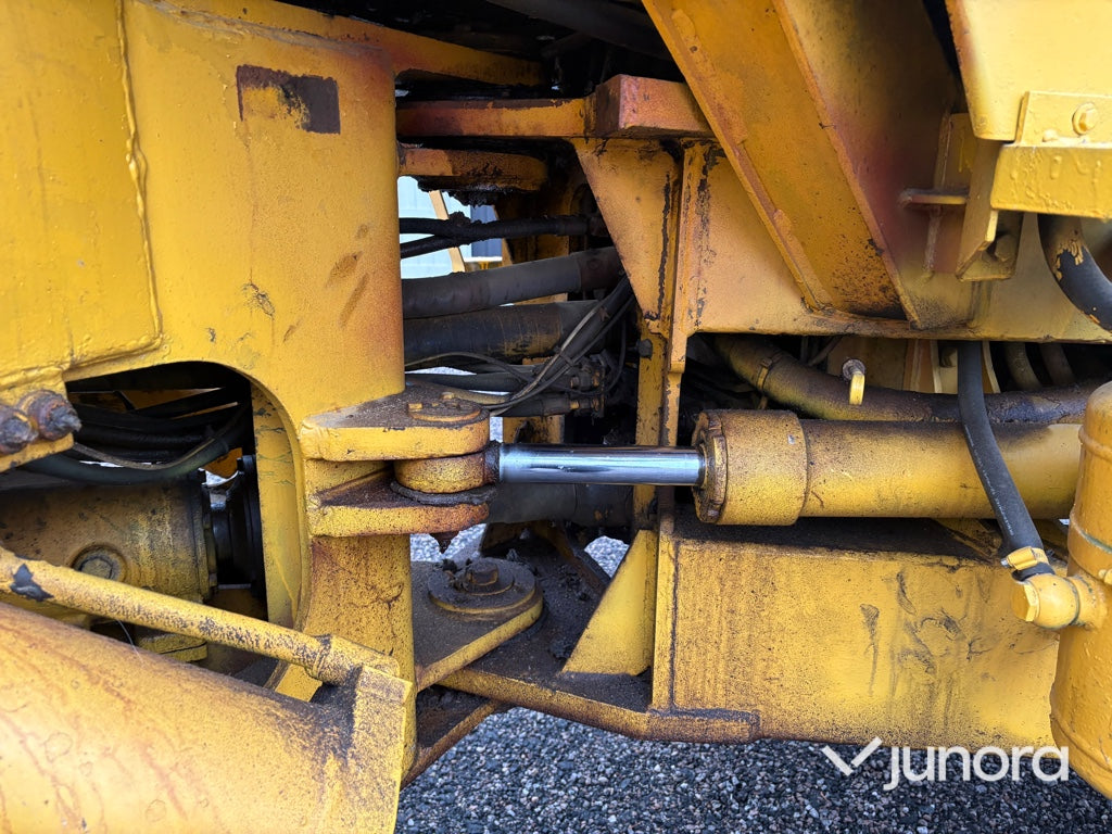 Hjullastare Volvo BM LM 1240 med redskap