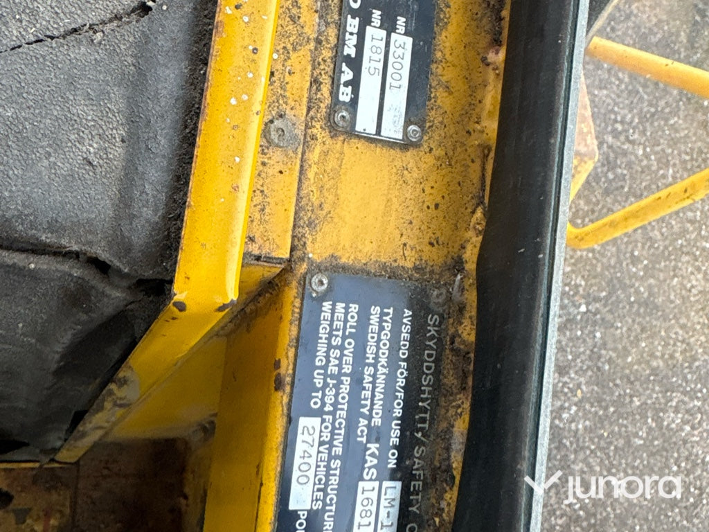 Hjullastare Volvo BM LM 1240 med redskap