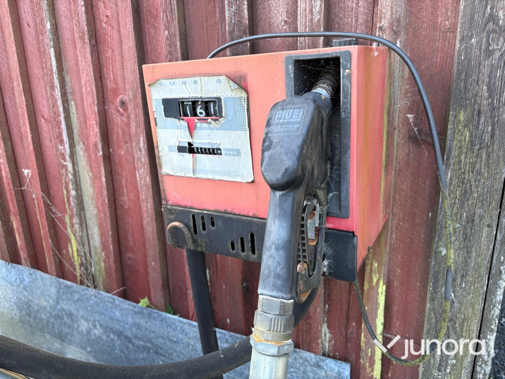 Dieseltank med pump - 1700L