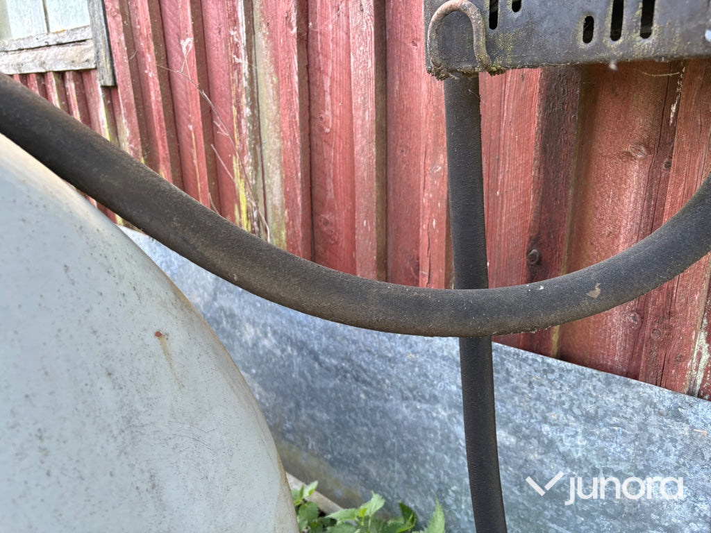 Dieseltank med pump - 1700L