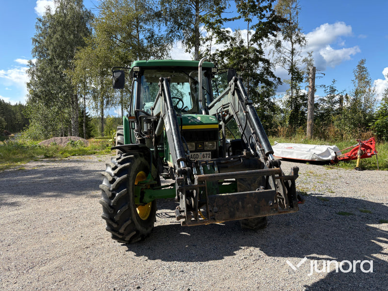 John Deere 6010