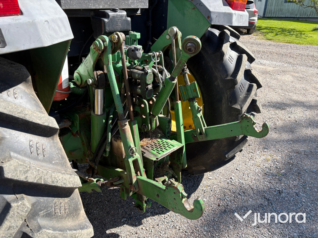 John Deere 6010