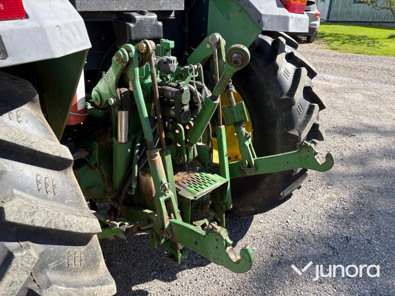 John Deere 6010