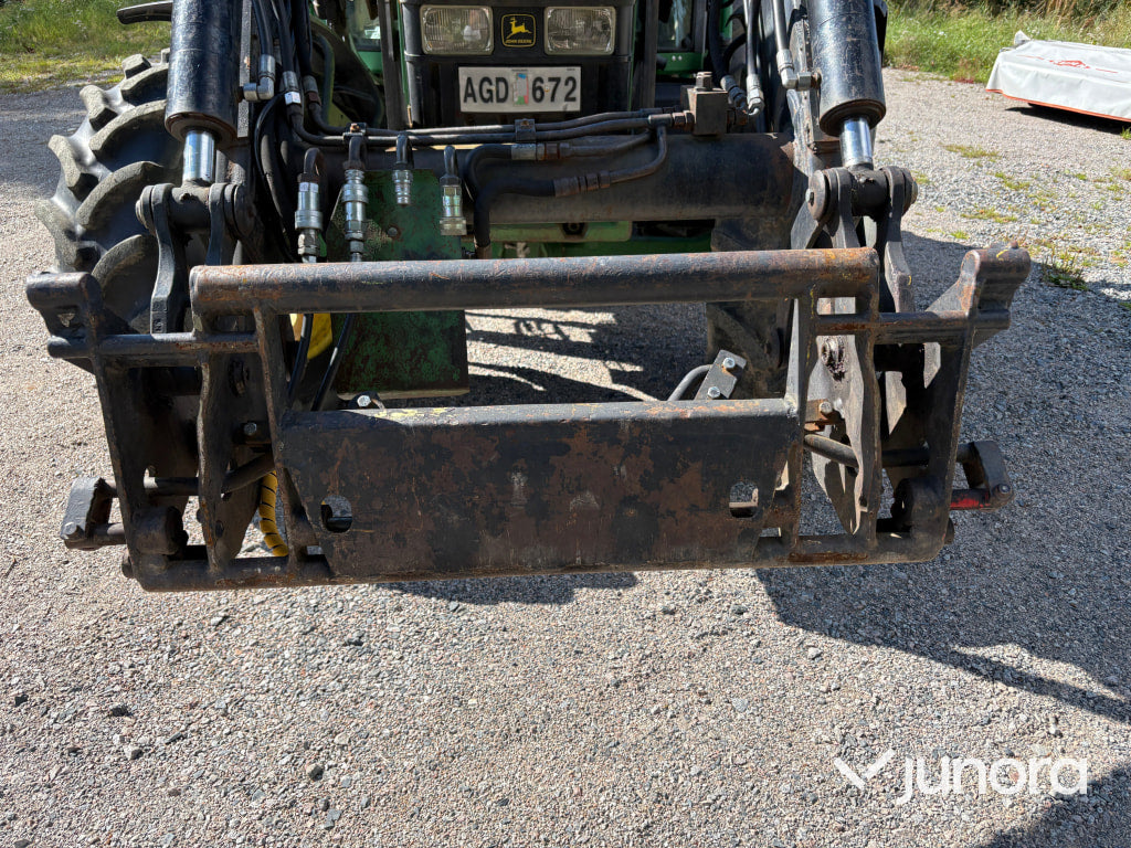 John Deere 6010