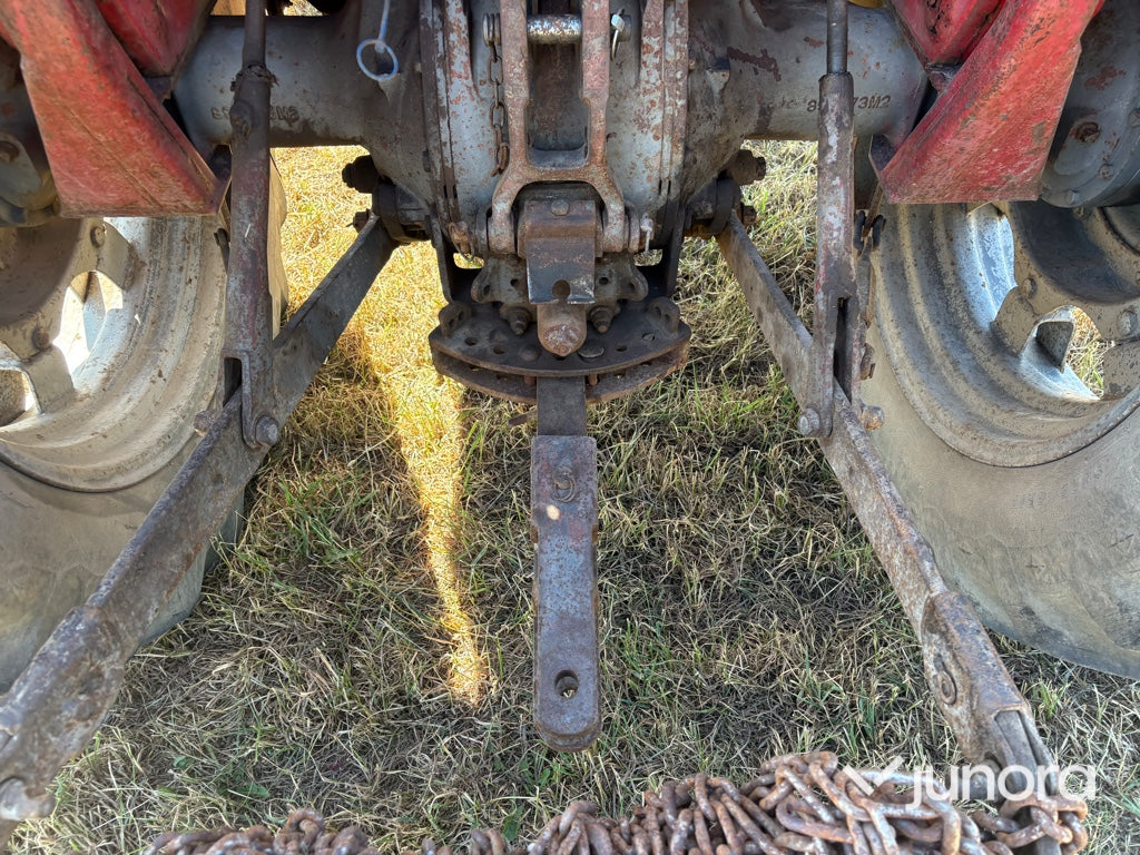 Traktor - Massey Ferguson, 165 S
