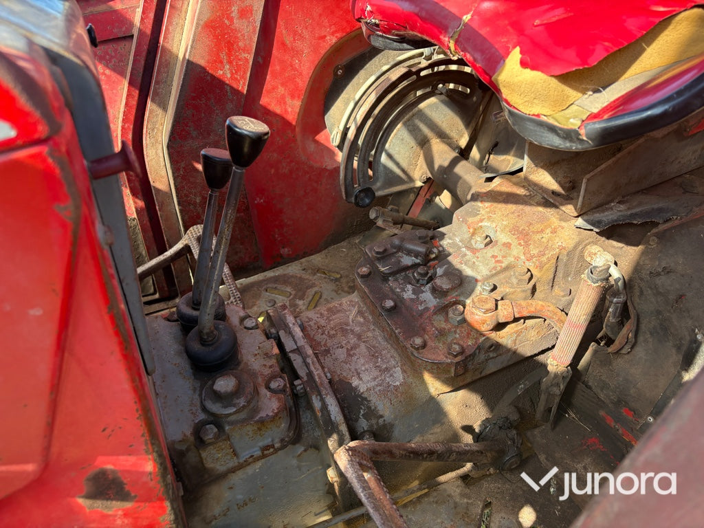 Traktor - Massey Ferguson, 165 S