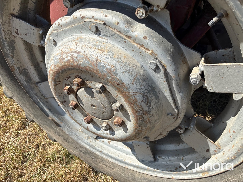 Traktor - Massey Ferguson, 165 S